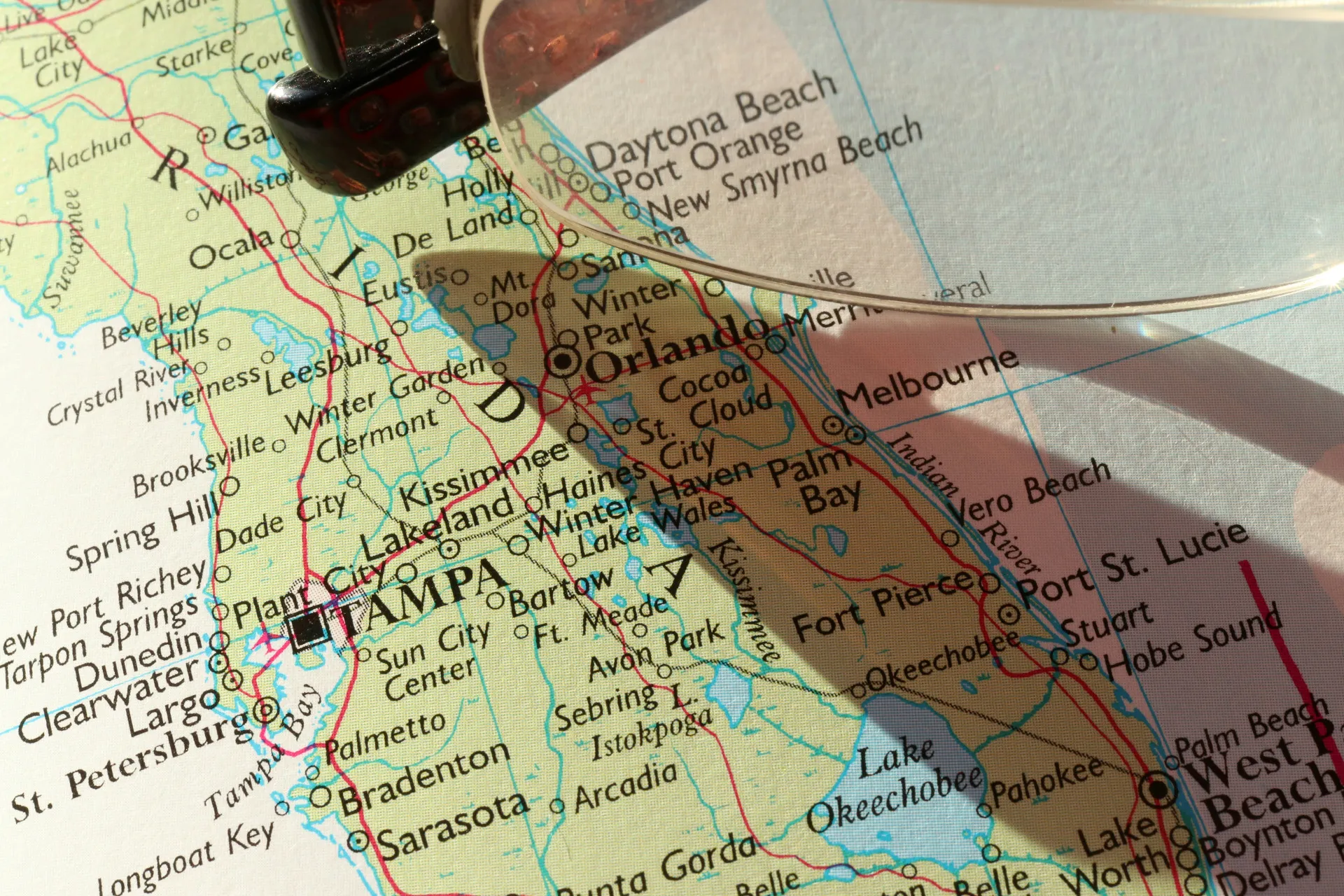 Stylized map of Central Florida with Orlando as center and 200-mile radius highlighted for RV service